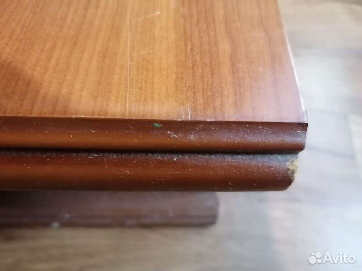 Полка навесная консоль