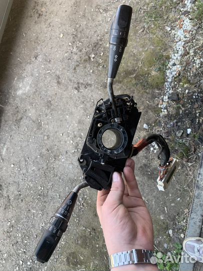 Подрулевые переключатели Toyota