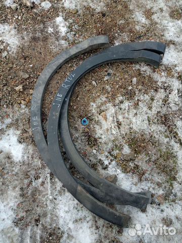 Nissan Qashqai j11 E правая задняя накладка крыла