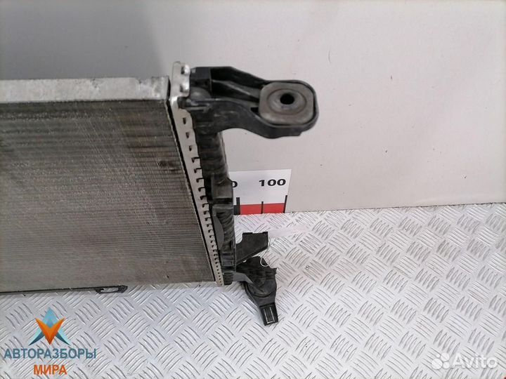 Радиатор (основной) Audi A4 B7 2009