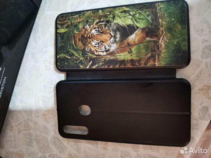 Продаю чехол книжка на телефон Samsung A20 S