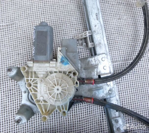 Ситроен Ксара Пикассо стеклоподъемник водительский