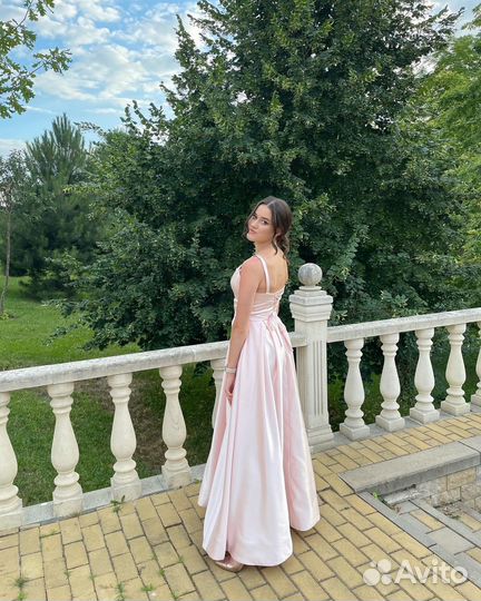 Репетитор по обществознанию егэ/огэ/помощь с дз