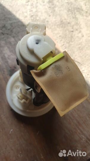 Топливный насос Mitsubishi Lancer 9