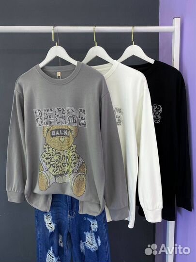 Свитшот женский оверсайз