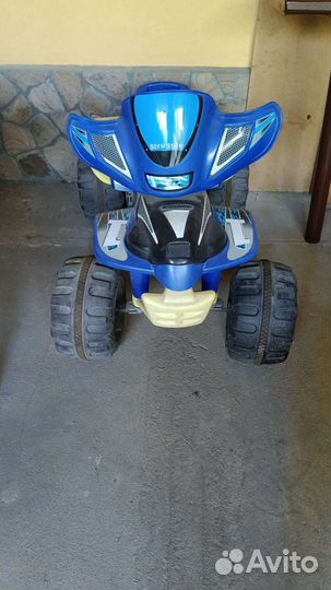 Детский квадроцикл на аккумуляторе