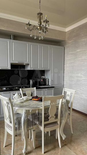 2-к. квартира, 72 м², 6/7 эт.