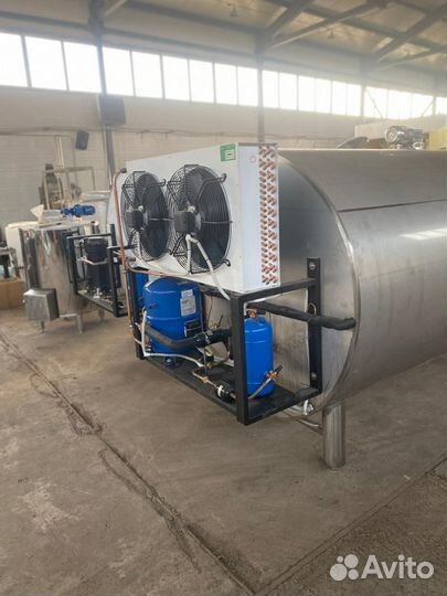 Танк молочный, закрытый