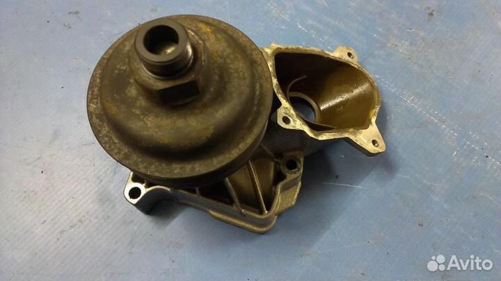 Насос водяной помпа BMW X5 E53