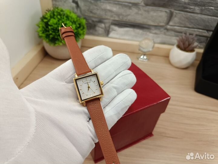 Часы Cartier женские