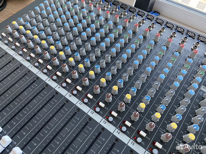 Микшерный пульт Allen & Heath PA28