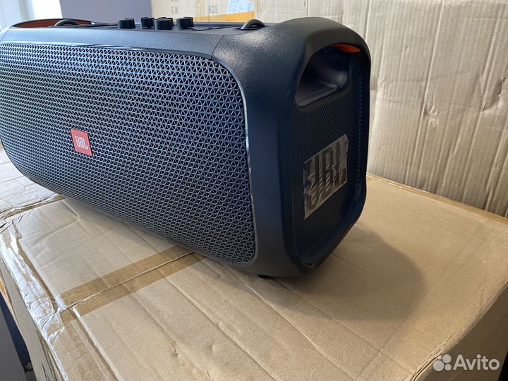 Портативная колонка, PartyBox On Tne Go круче JBL