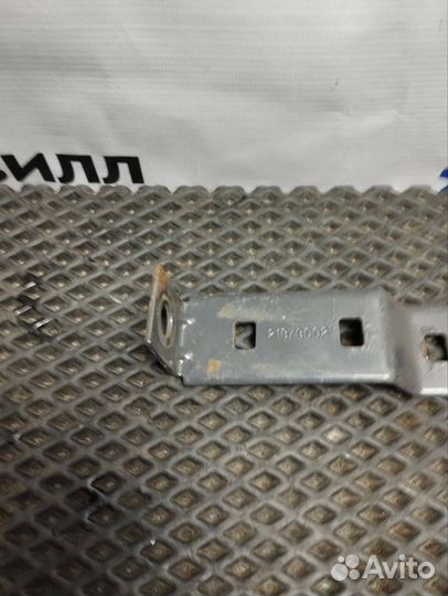 Кронштейн (крепление) Volvo FH4 21873002