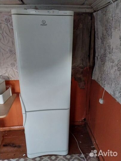 Холодильник