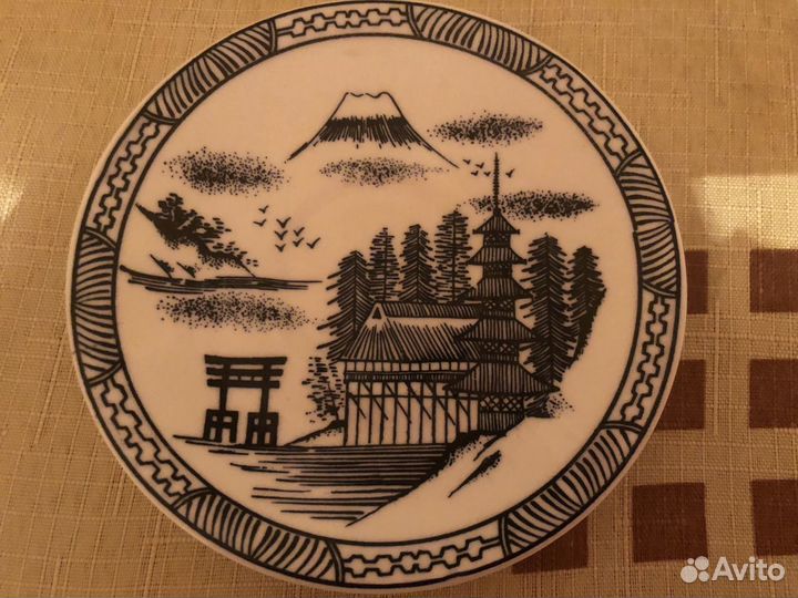 Кофейный сервиз из костяного фарфора