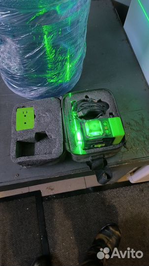 Перфоратор лазерный уровень и лобзик