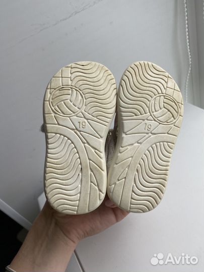 Сандалии для девочки