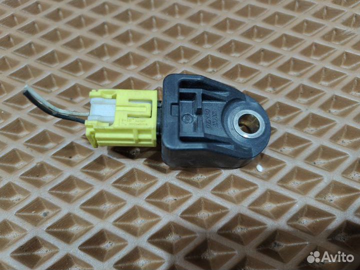 Датчик удара (airbag) Toyota Camry ACV40 2azfe