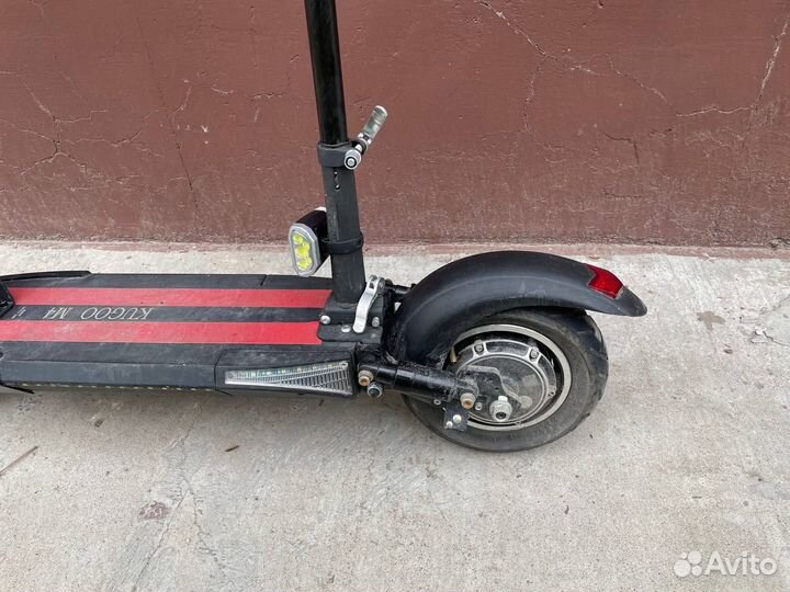 Электросамокат kugoo m4
