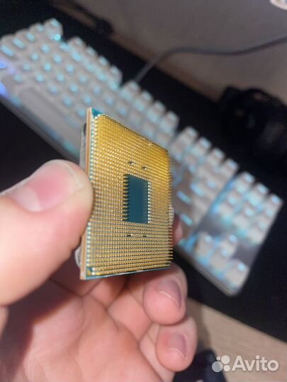 Процессор Ryzen 7 1700