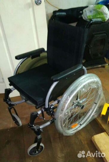 Инвалидная коляска новая