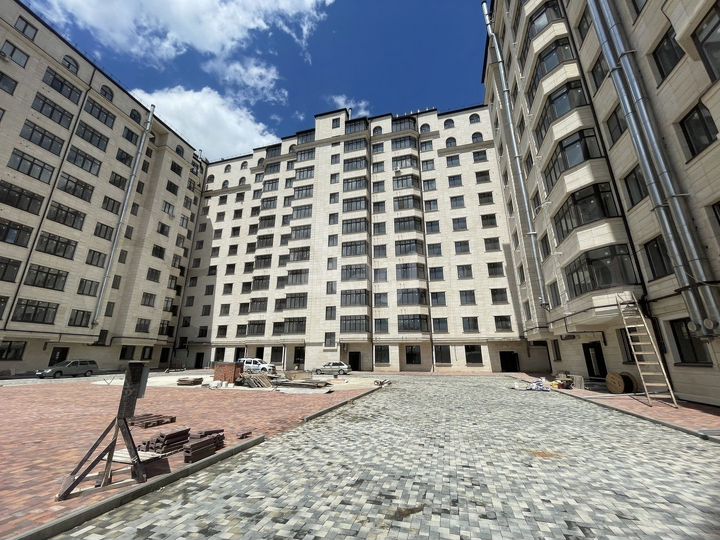 4-к. квартира, 198 м², 10/10 эт.