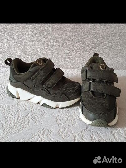 Кроссовки детские. Jook