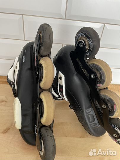 Роликовые коньки