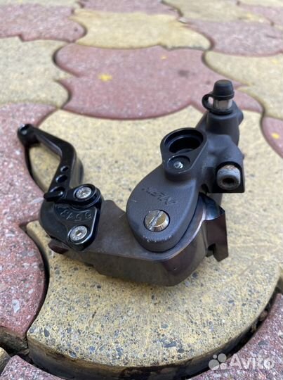 Тормозная машинка nissan