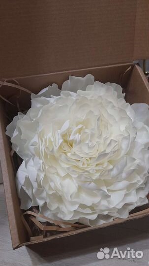 Брошь Цветок Армани