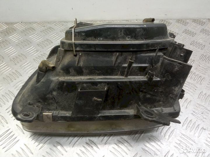 Фара Volkswagen Polo (1994-2002)