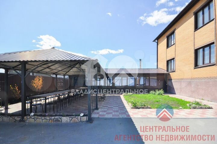 Дом 450 м² на участке 9 сот.