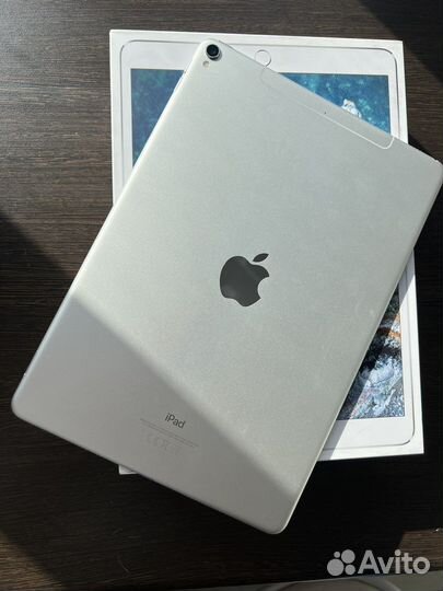 iPad pro 10.5 wi-fi + cellular 64гб