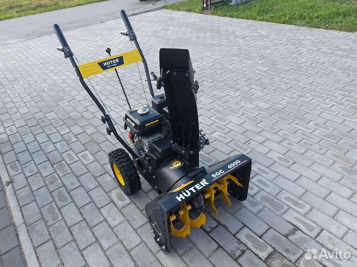 Снегоуборщик Huter SGC 4000E