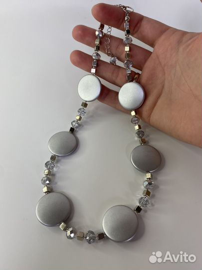 Крупные серебристые бусы пластик 46 см