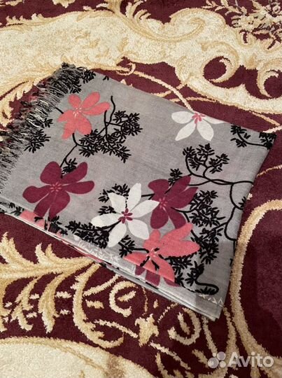 Шарф новый 180 на 70 см