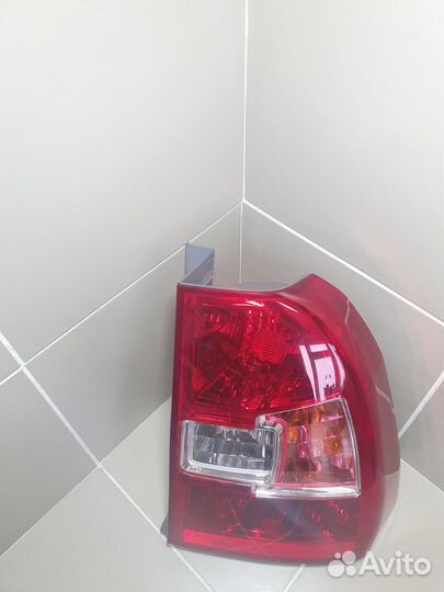 Фонарь задний правый Kia Sportage 2 рестайлинг