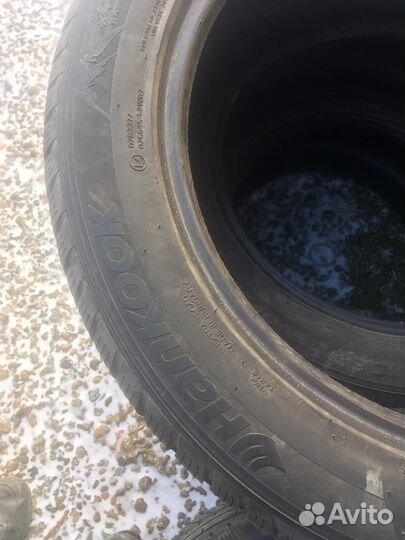 Hankook Winter I'Cept Evo2 W320A SUV 275/45 R19