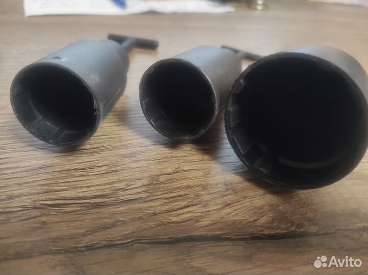 Ключ съемник для узких плафонов люстр