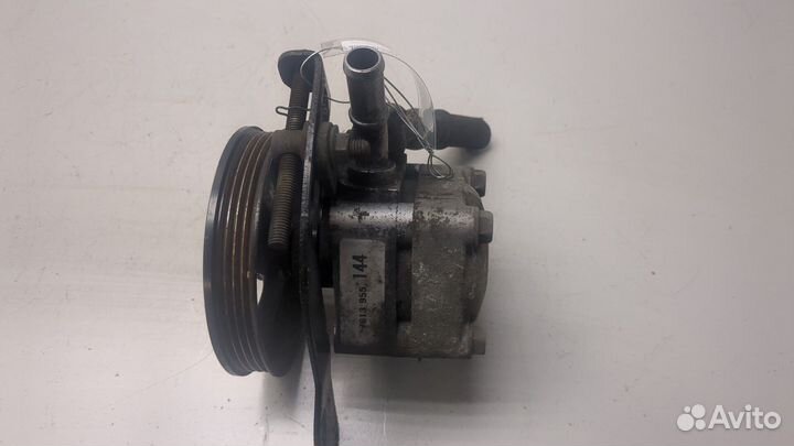 Гур Nissan Almera N16, 2004