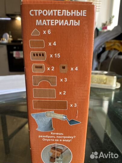 Конструктор трон из настоящих кирпичиков кирпич