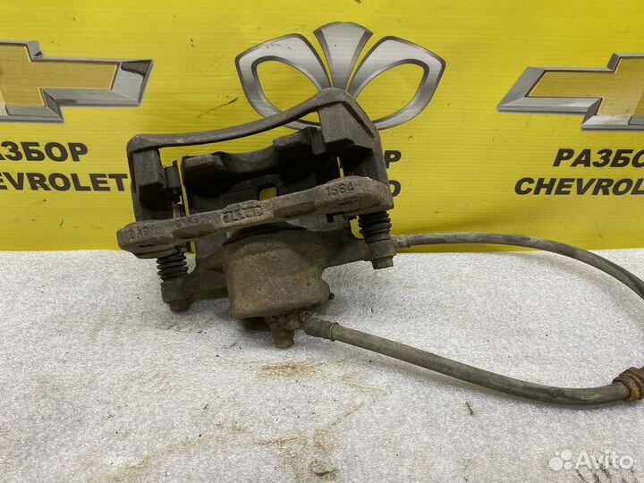 Передний левый суппорт шевроле эпика