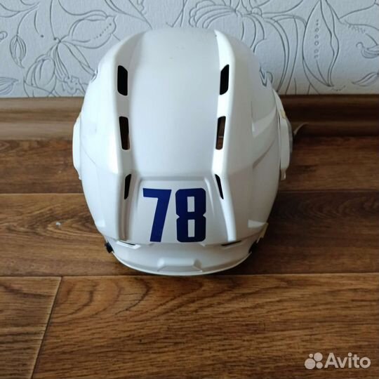 Шлем хоккейный