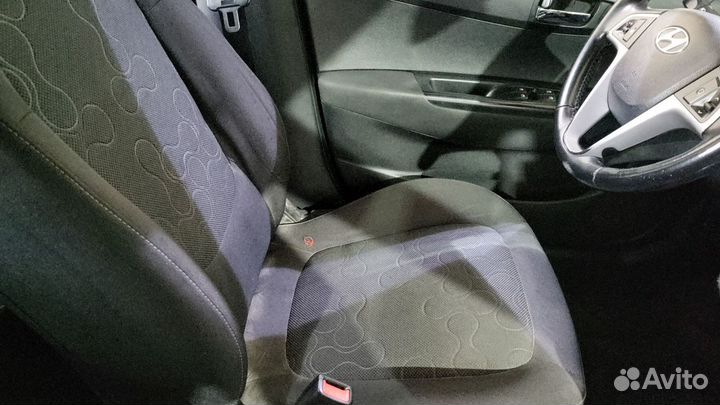 Hyundai i20 1.4 AT, 2011, 200 000 км