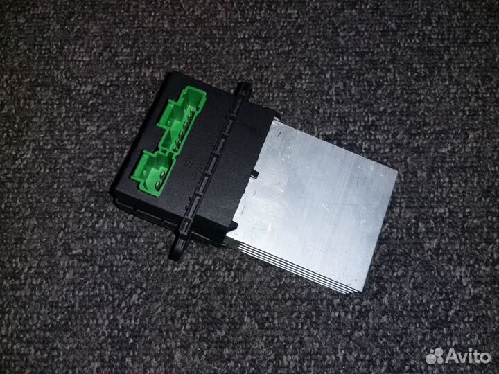 Резистор отопителя Рено Меган 2 под климатконтроль