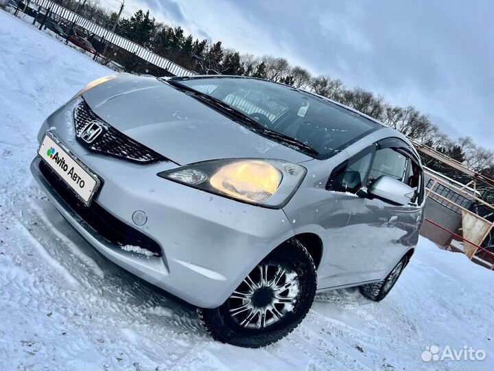 Honda Fit 1.3 CVT, 2010, 190 000 км