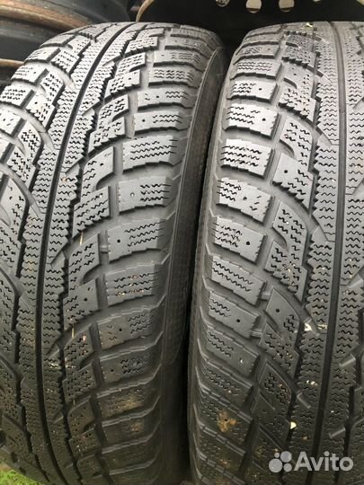 Kumho KC16 235/65 R17