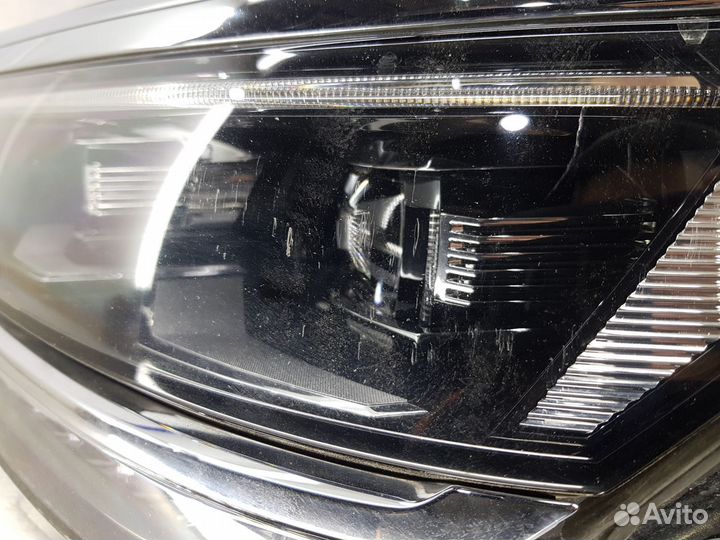 Фара левая Volkswagen Tiguan