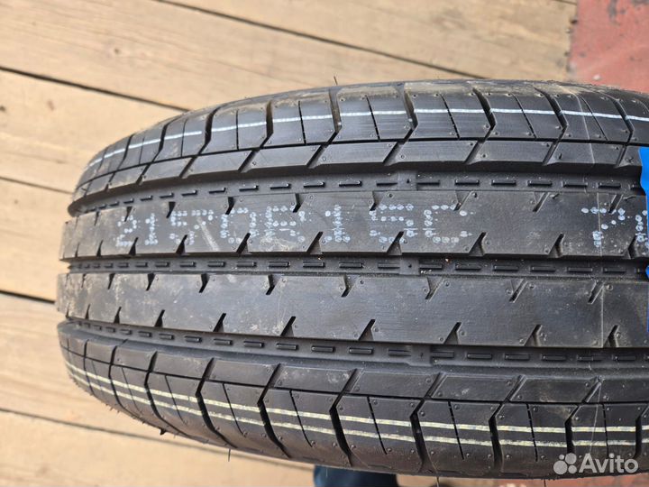 Triangle Connex Van TV701 215/70 R15C 109S