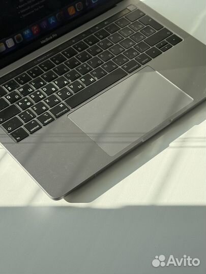 Apple macbook pro 13 2019